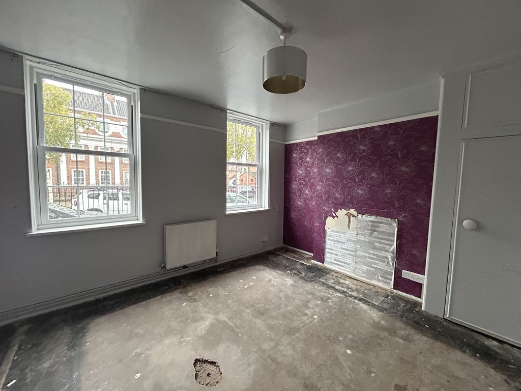 Property photo 3 of 10 Img_1457[1].Jpg