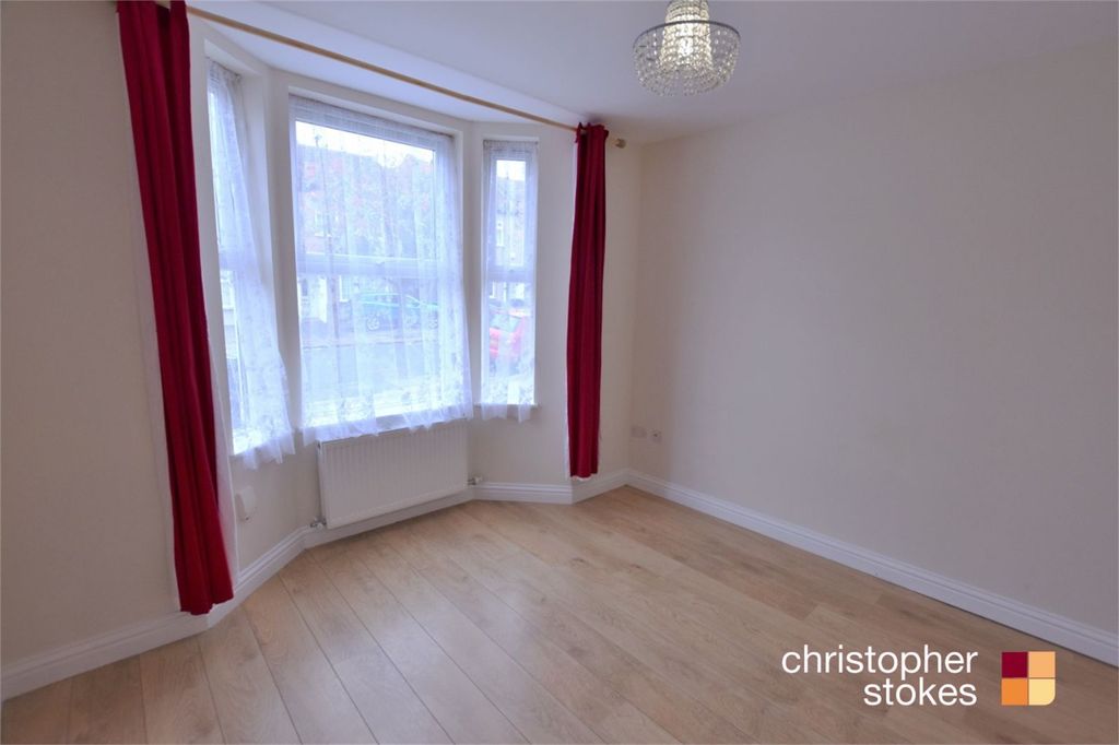 Property photo 3 of 8 5179814