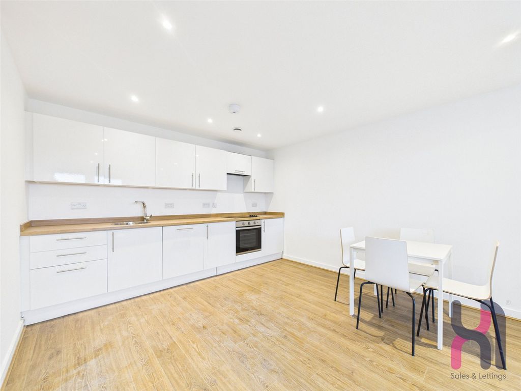 Property photo 1 of 11 Picture No. 28