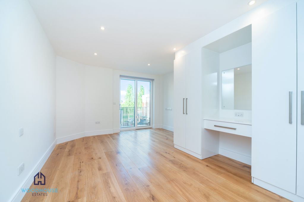 Property photo 2 of 5