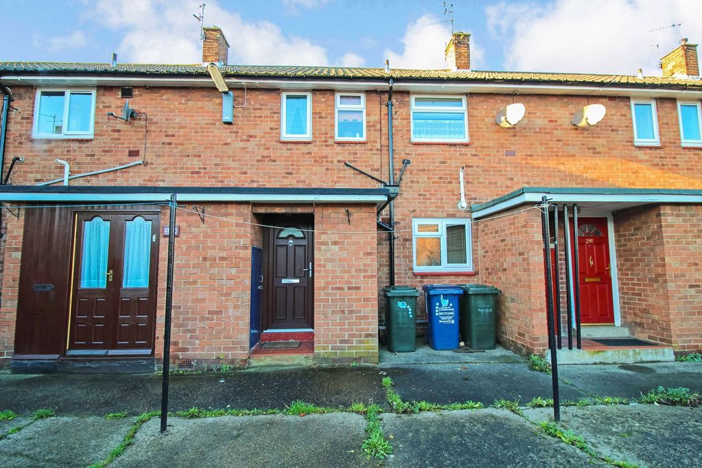 Property photo 2 of 7