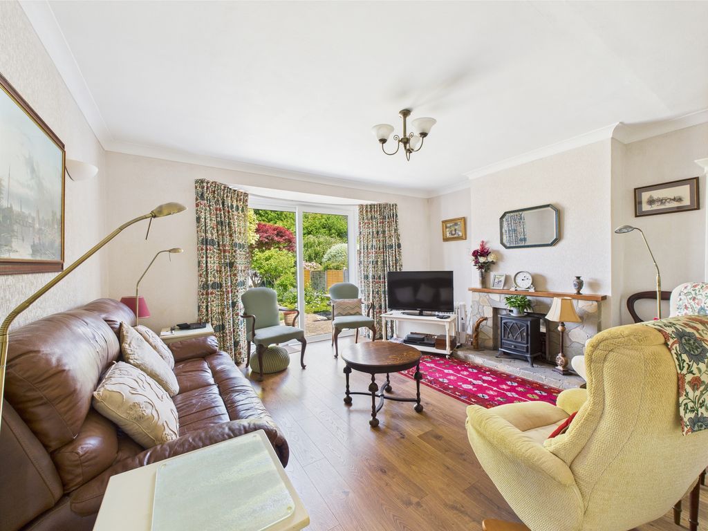 Property photo 2 of 11 Cam04018G0-Pr0238-Still004