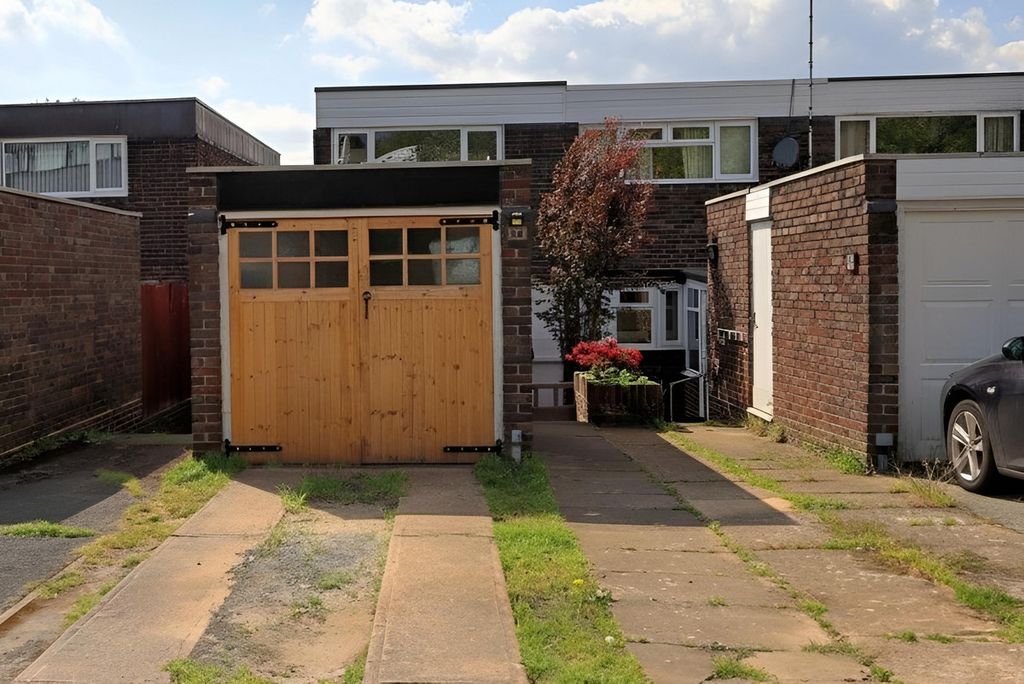 Property photo 2 of 16