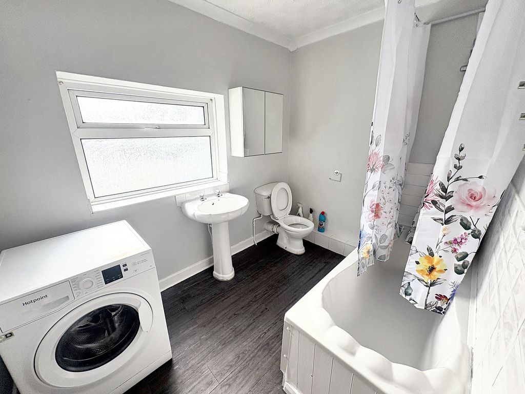 Property photo 3 of 10 Img_7642