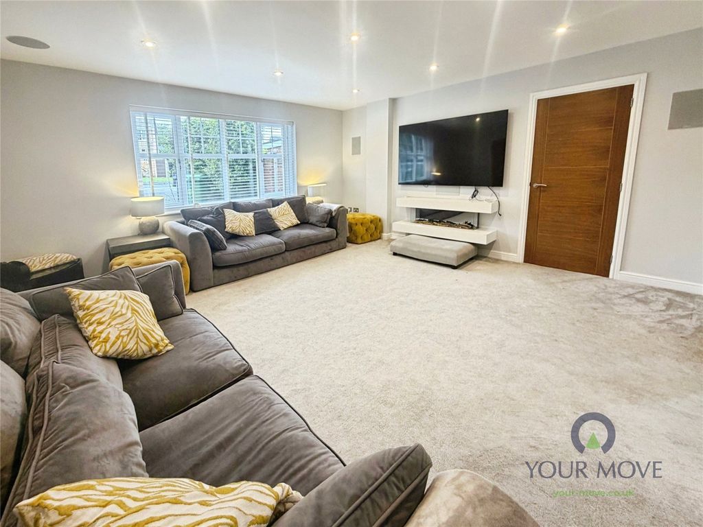 Property photo 2 of 23 Picture No. 32