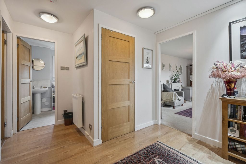 Additional image 7 of 2 bed flat for saleSt. Valery Drive, Stirling FK7