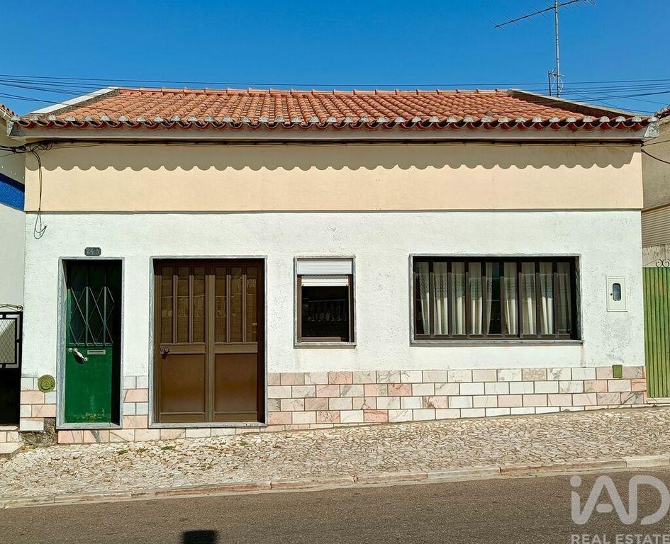 Property photo 1 of 23