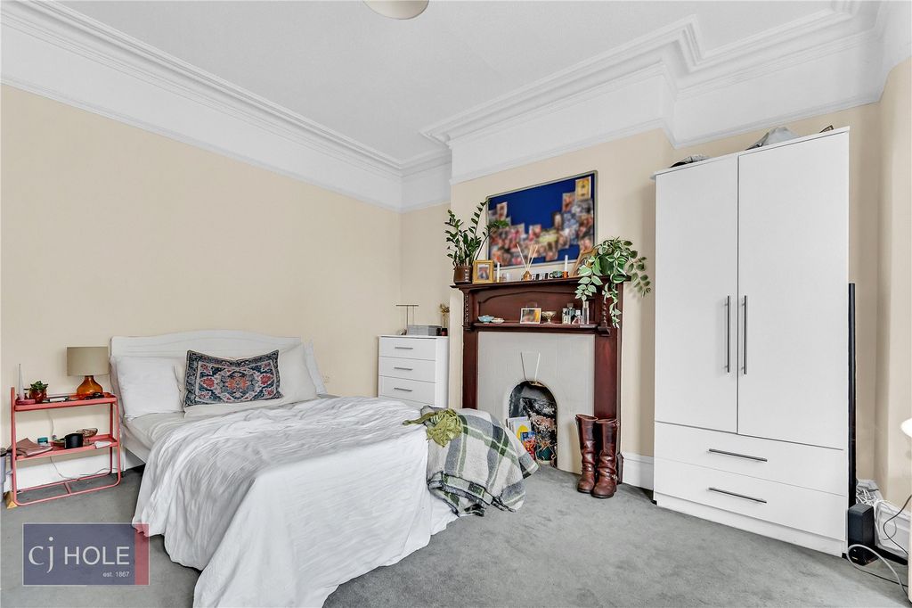 Property photo 1 of 20 Picture No. 32