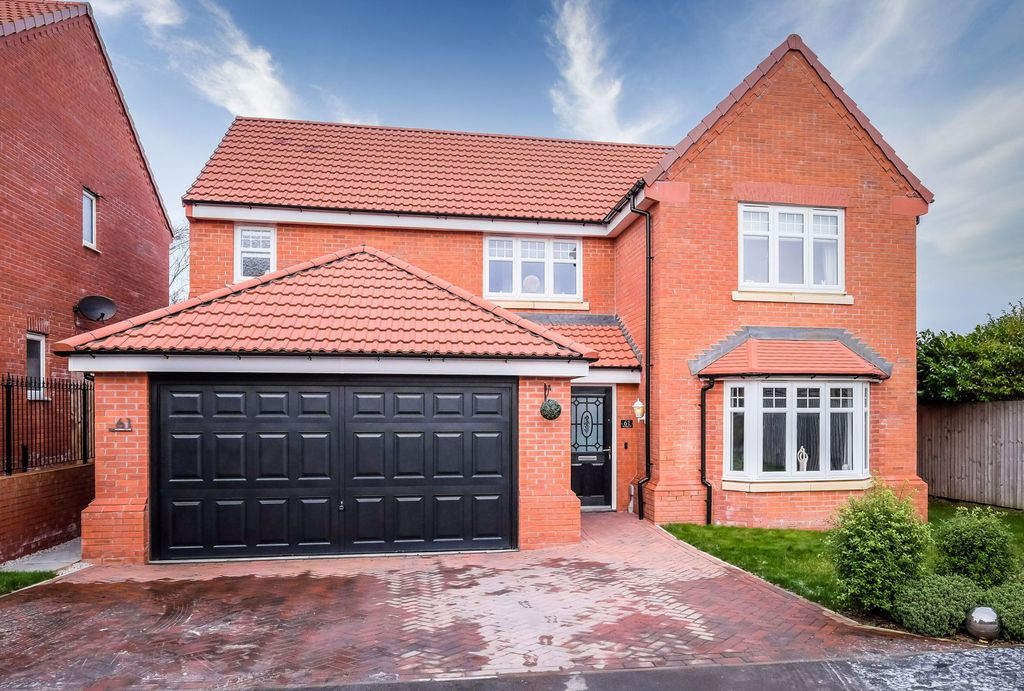 Property photo 1 of 37