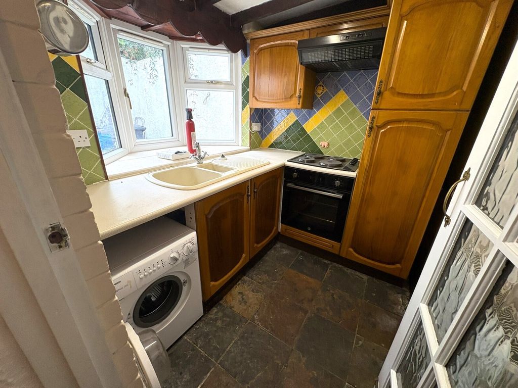 Property photo 3 of 9 Picture No. 23
