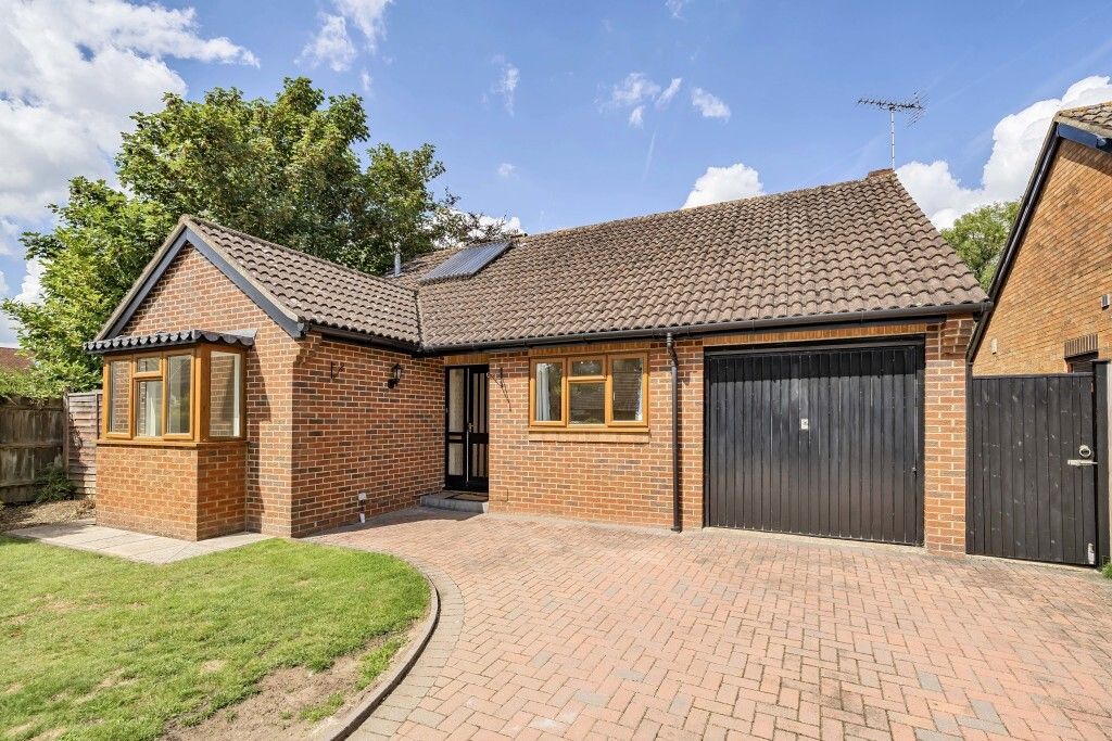 Property photo 1 of 15 Front