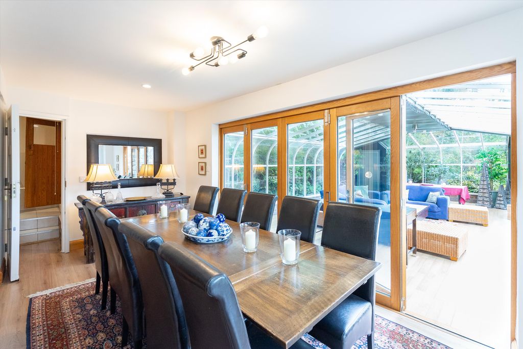 Property photo 3 of 38 Image