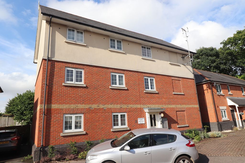 Property photo 1 of 10 Front