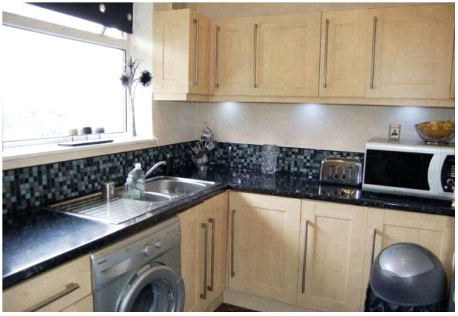 Property photo 2 of 22 Picture No. 16
