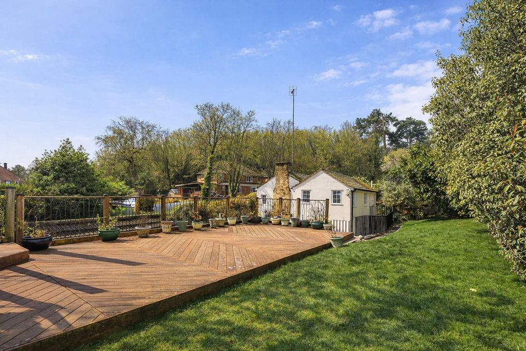 Property photo 3 of 29 4.Jpg