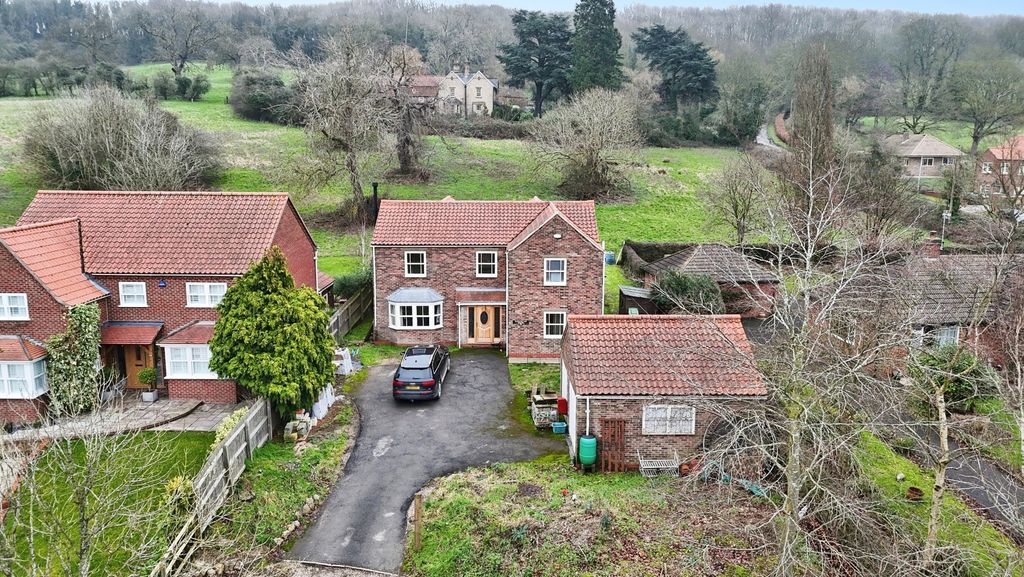 Property photo 1 of 14 4646140