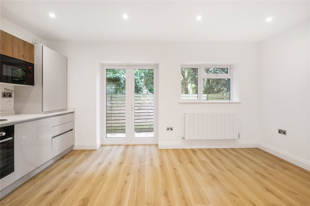 Property photo 3 of 10 Picture No. 03