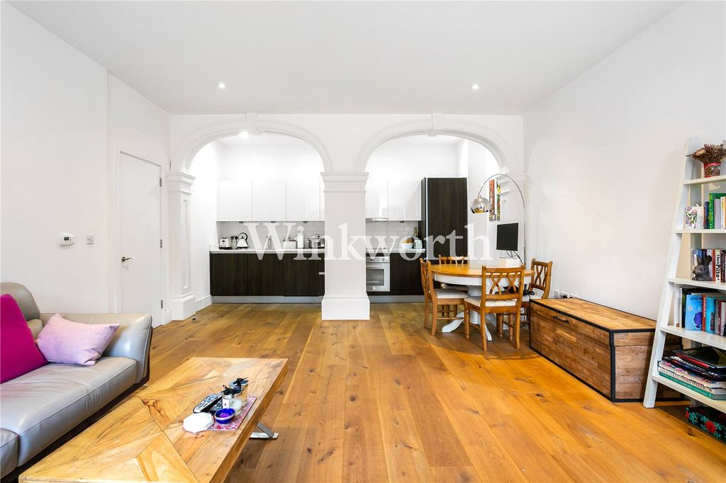 Property photo 2 of 14 Picture No. 24