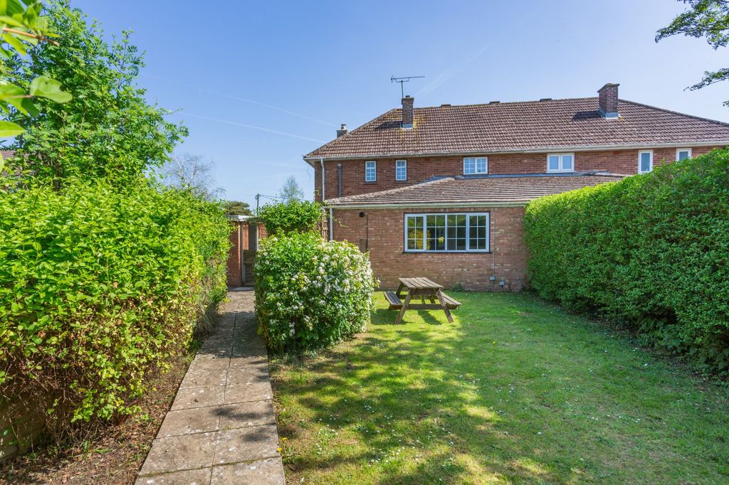 Property photo 2 of 17 Picture No. 04