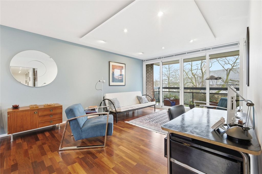 Property photo 2 of 18 Reception Room