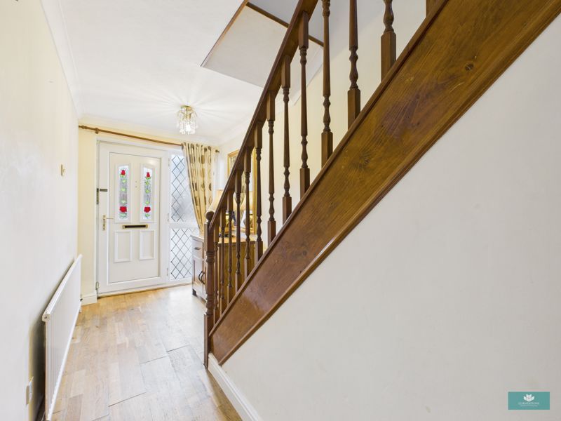 Property photo 3 of 18 Photo 16