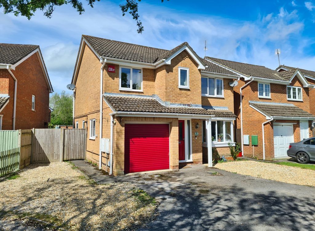 Property photo 1 of 34