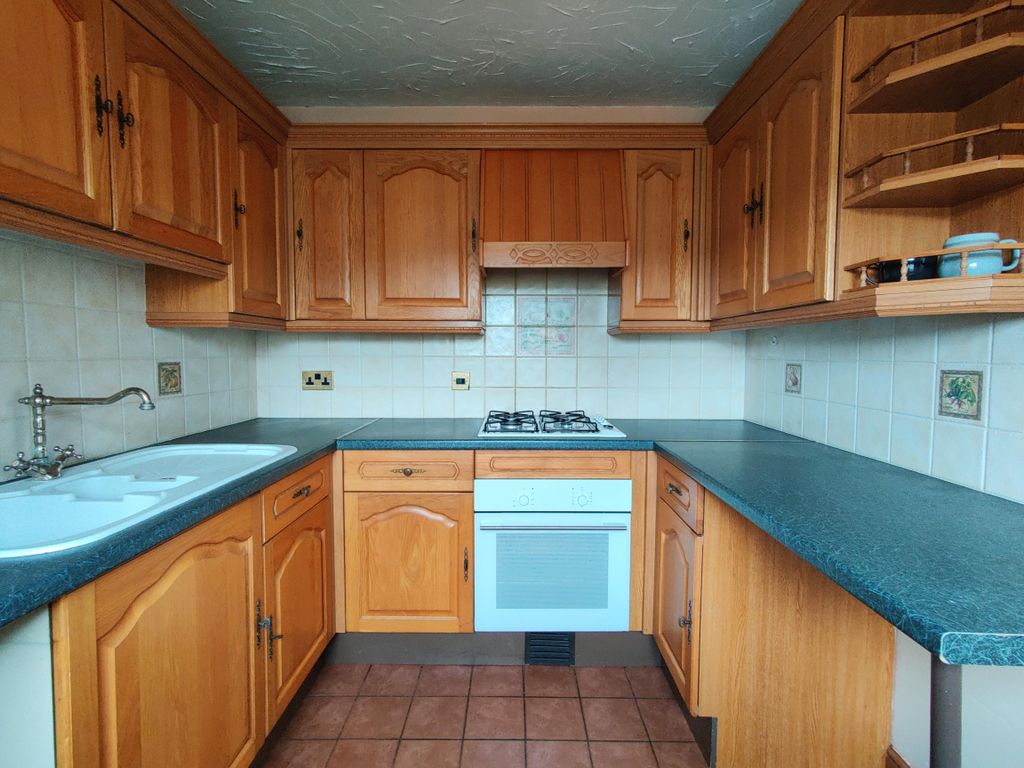 Property photo 2 of 8 Image