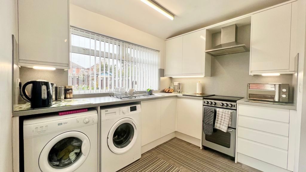 Property photo 2 of 14 Photo 2