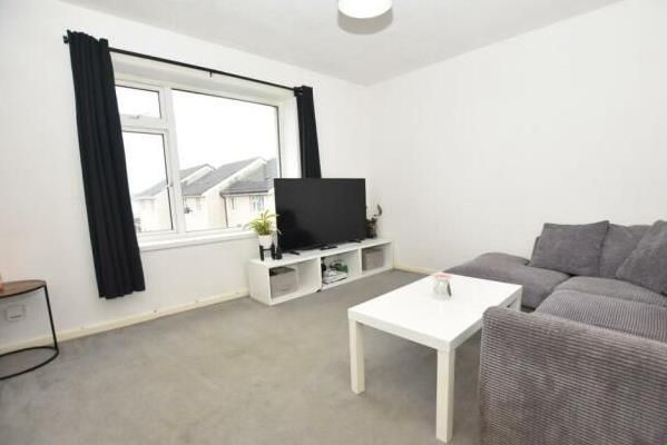 Property photo 3 of 5 Balcony