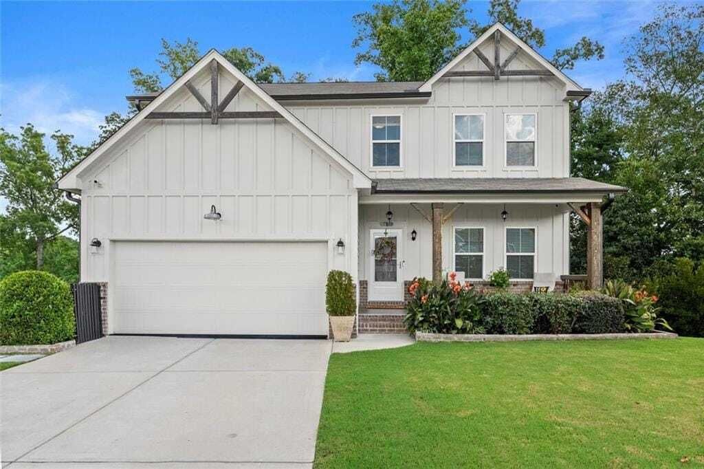 Property photo 1 of 31
