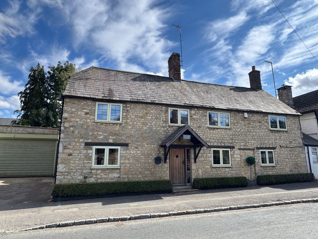 Property photo 1 of 50