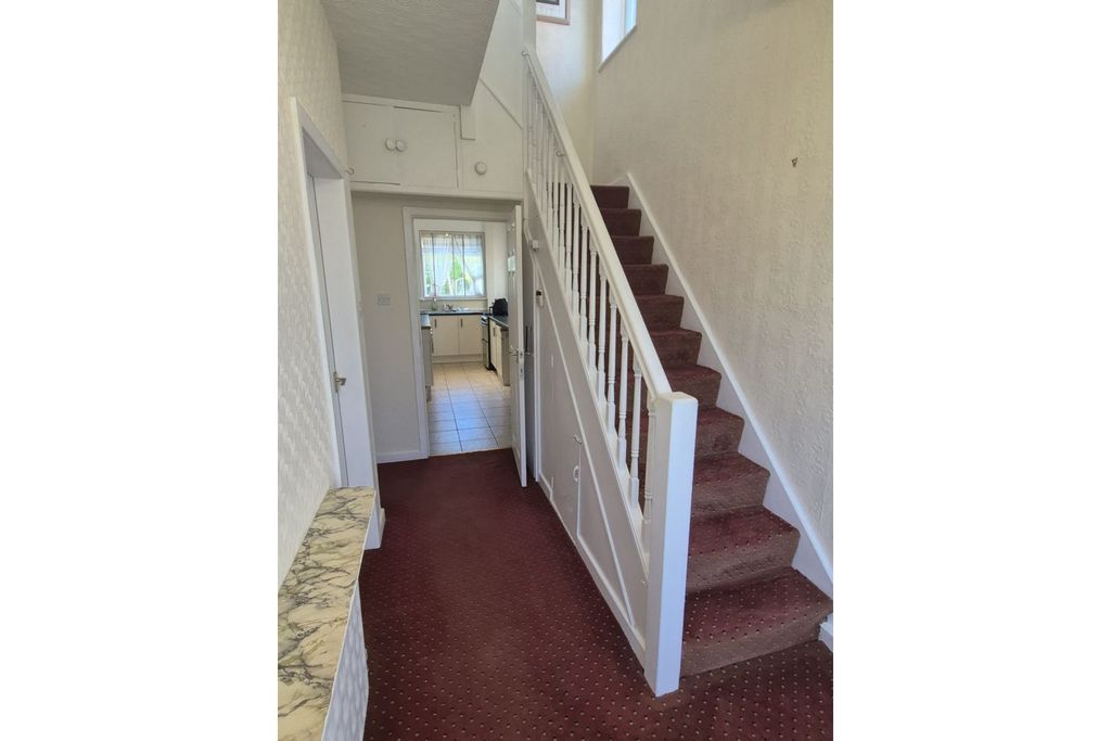 Property photo 3 of 24