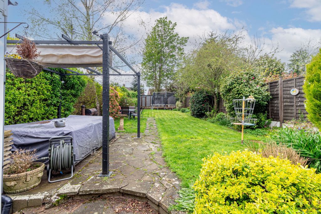 Property photo 3 of 18