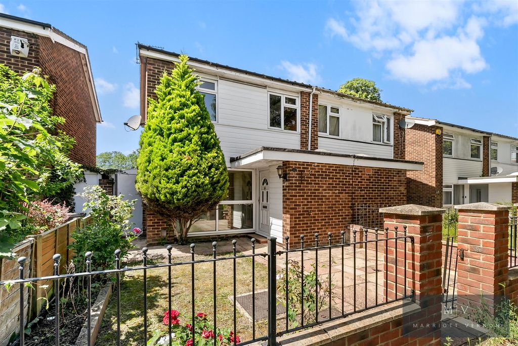 Property photo 1 of 13 Birdhurst Avenue 42 MV-13.Jpg