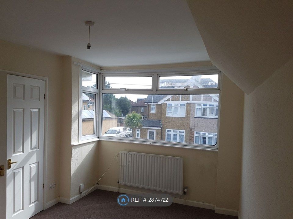 Property photo 3 of 6