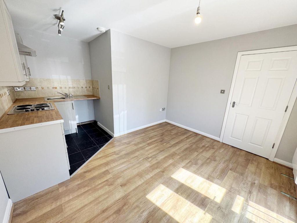 Property photo 3 of 10 Img_3494.Jpg