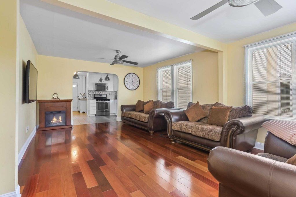 Property photo 3 of 28 <Alttext/>