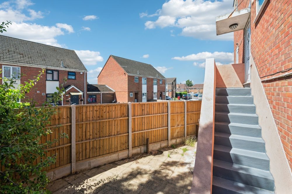 Property photo 2 of 16