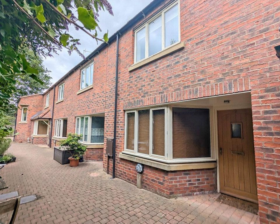 Property photo 1 of 1 2 Burgess Mews Beverley 230725_Lzn.Jpg