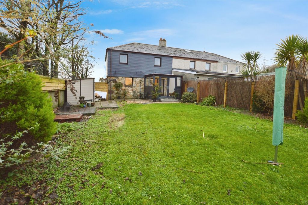 Property photo 2 of 11 Picture No. 12