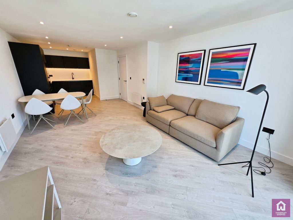 Property photo 3 of 28 Picture No. 39