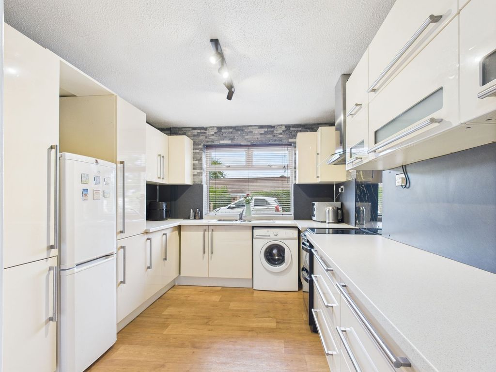 Property photo 2 of 29