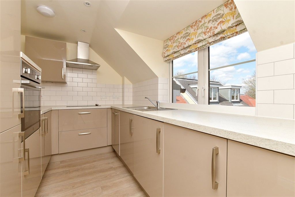 Property photo 3 of 13 Kitchen