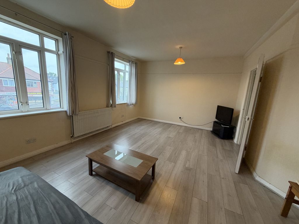 Property photo 2 of 11 Img_0436