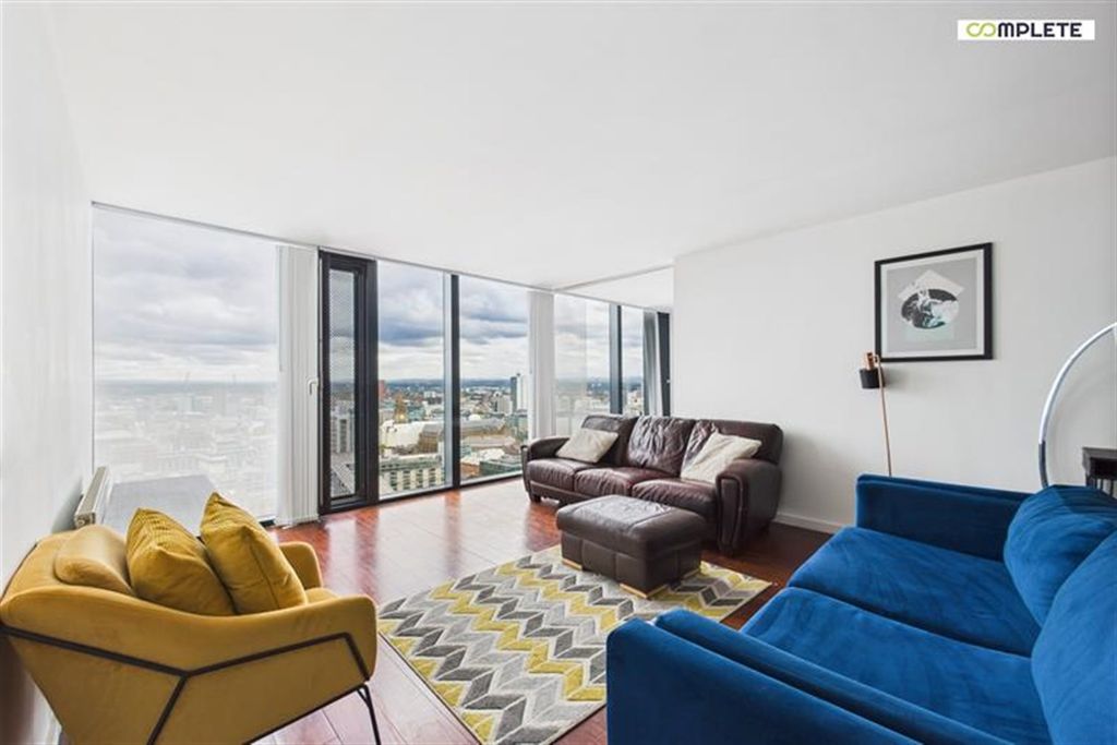 Property photo 1 of 13 (Main)