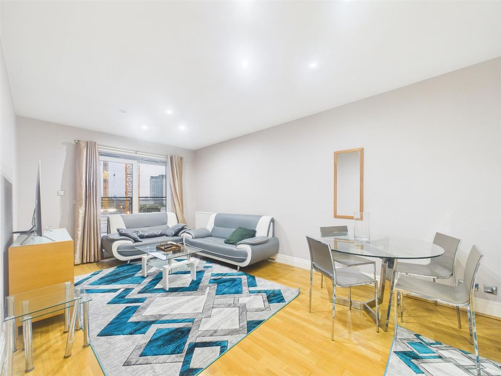 Property photo 1 of 9 Cam04749G0-Pr0087-Still001.Jpg