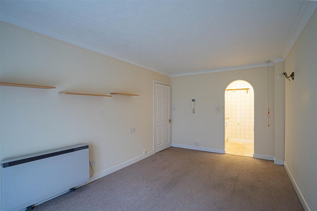 Property photo 3 of 8 Dsc09202-Hdr.Jpg