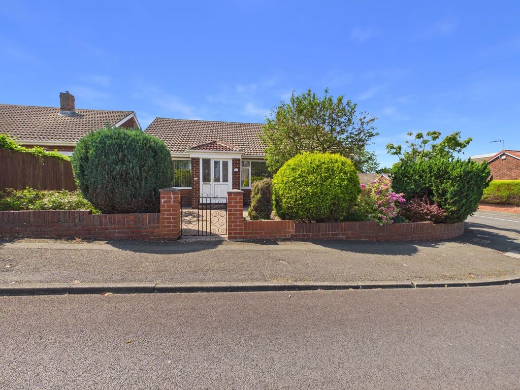 Property photo 1 of 14 External