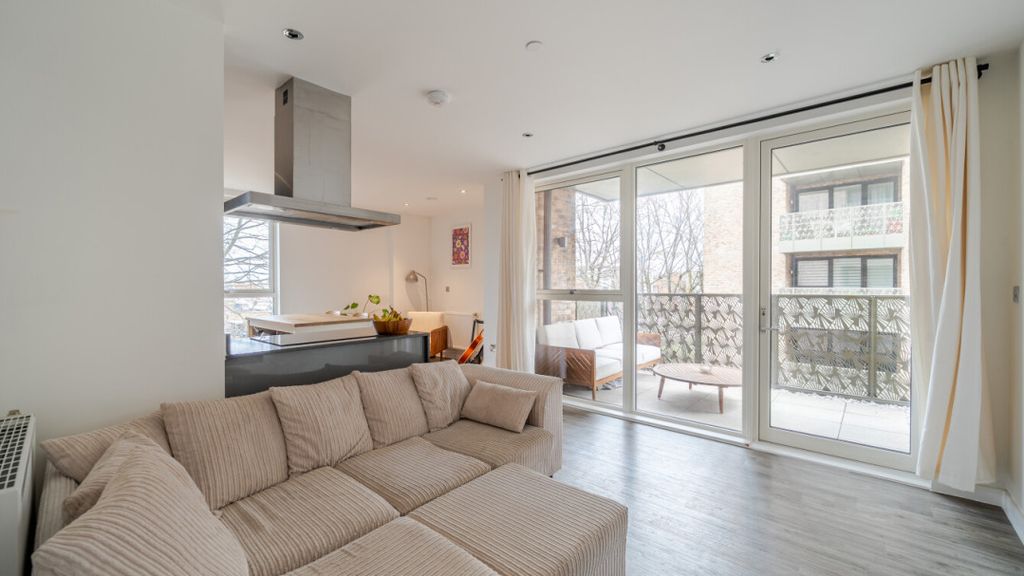 Property photo 1 of 19