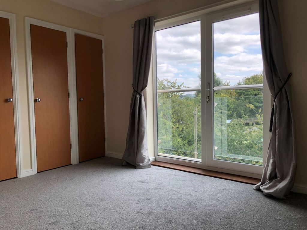 Property photo 2 of 4 Gallery